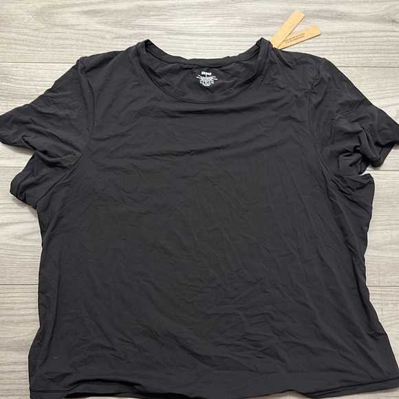 Skims Fits Everybody Tee - NWT - Picture 2 of 4